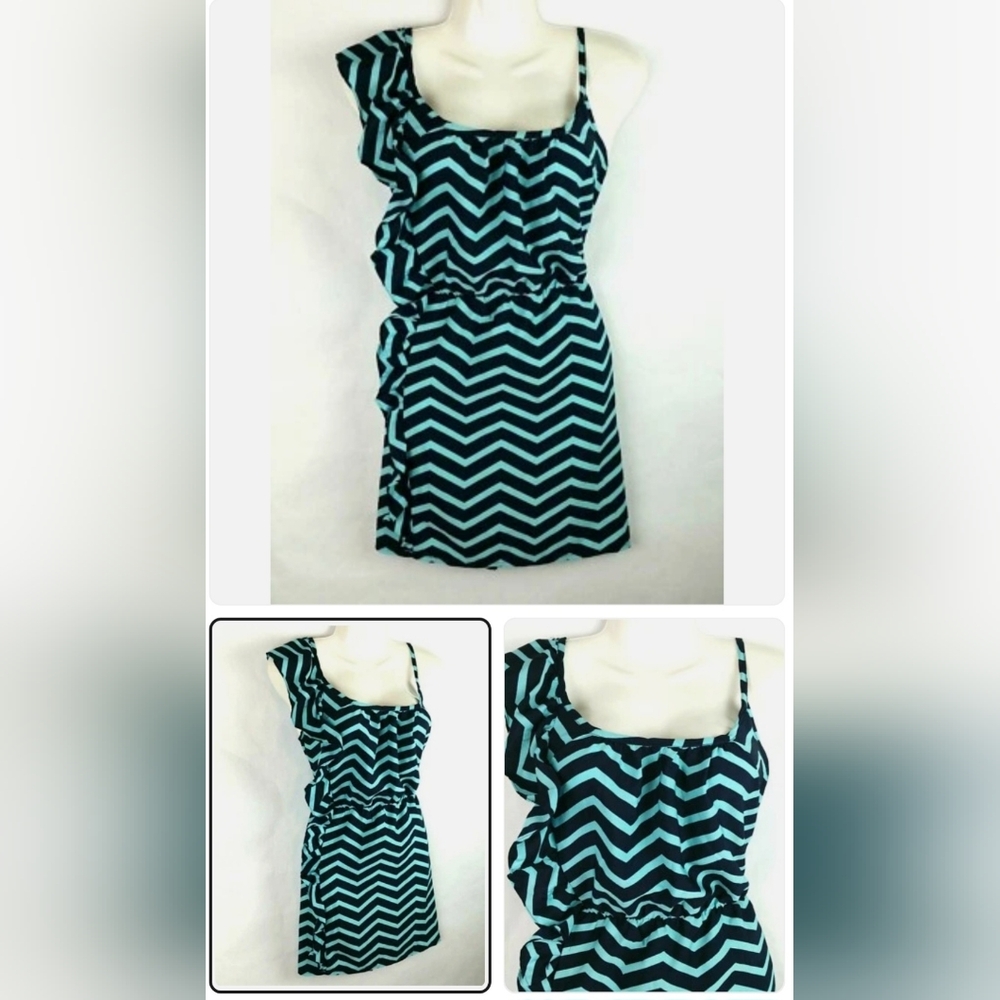 Chic One Shoulder Chevron Dress in Navy And Sky Blue